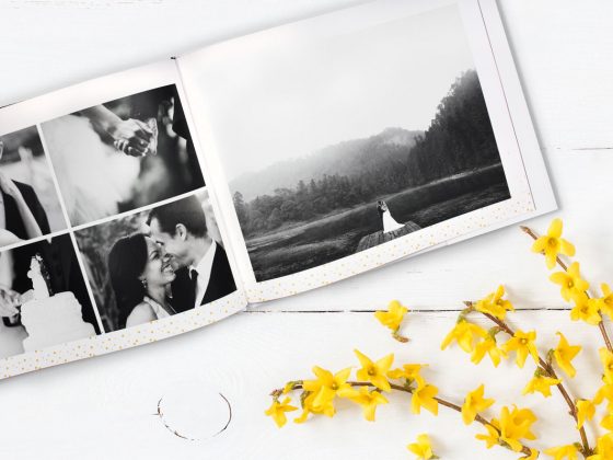 A black and white wedding photo book idea | Motif